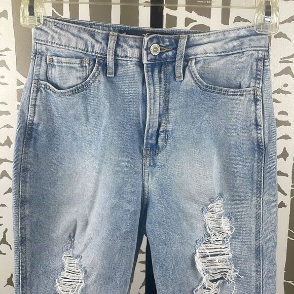 Hollister Ultra High-Rise Mom Jean Super Distressed Light Wash sz W24 L27 - Picture 2 of 11